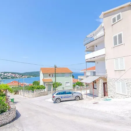 Apartman Ljubica *